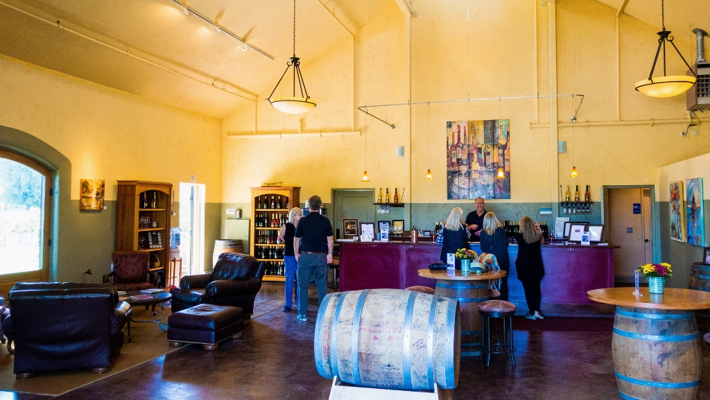 amista-vineyards-tasting-room Amista Vineyards Tasting Room Healdsburg California