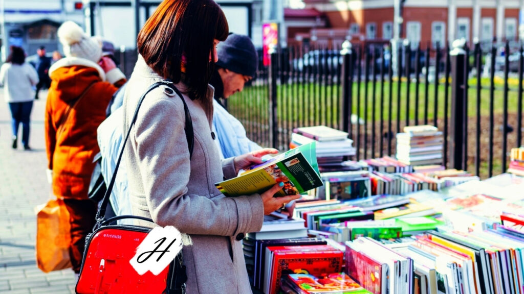 FoHL Parking Lot Pop Up Book Sale in Healdsburg 2021